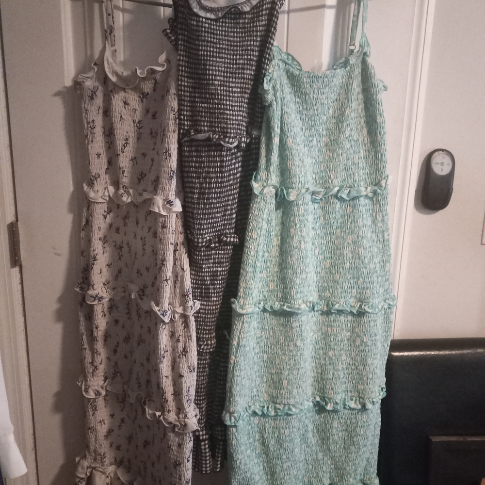 3 NOBO Ruffled Midi Dresses